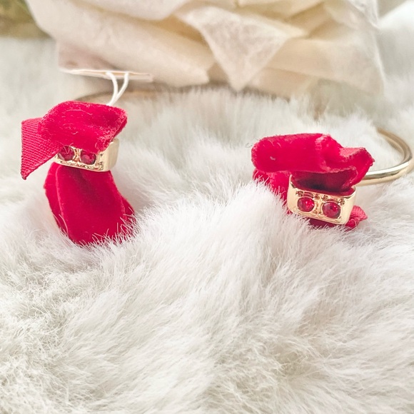 New with tags SCOTTISH CHEER CUFF BRACELET GOLD w/RED BOWS and Ruby like Stones - Picture 6 of 9